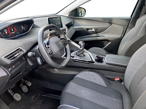 Peugeot 3008 6 of 16