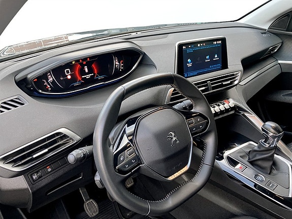 Peugeot 3008 7 of 16
