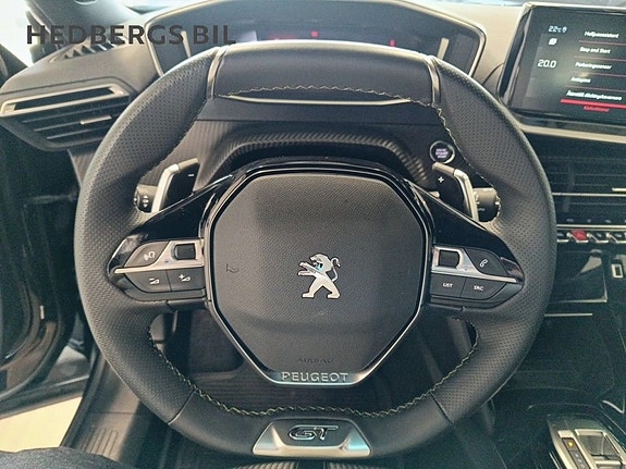 Peugeot 2008 3 of 5