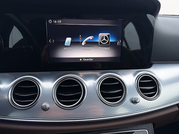 Mercedes-Benz E220 d 15 of 22