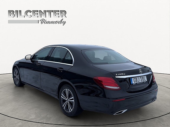 Mercedes-Benz E220 d 4 of 22