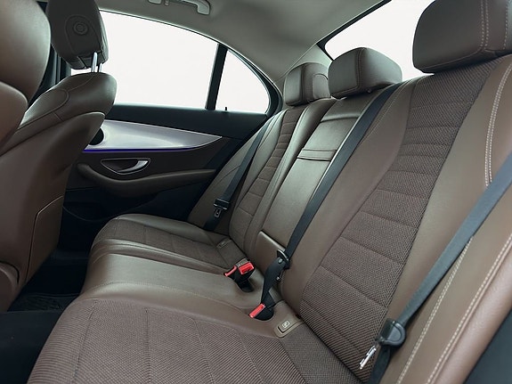 Mercedes-Benz E220 d 16 of 22