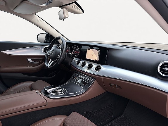 Mercedes-Benz E220 d 21 of 22