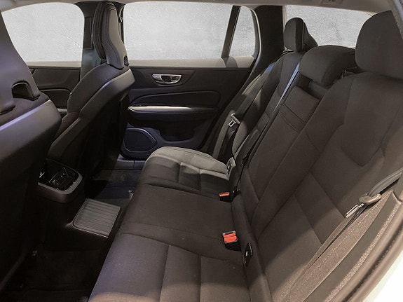 Volvo V60 4 of 10
