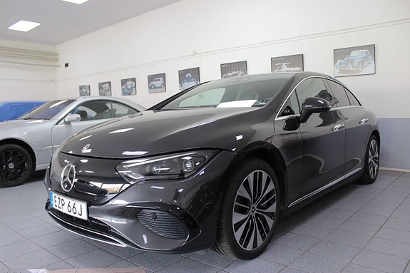 Mercedes-Benz EQE350+
