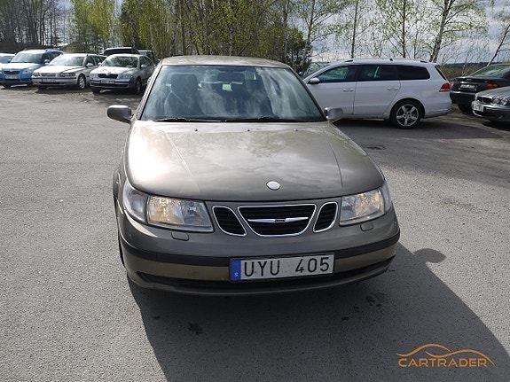 Saab 9-5 2 of 5