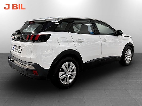 Peugeot 3008 4 of 5