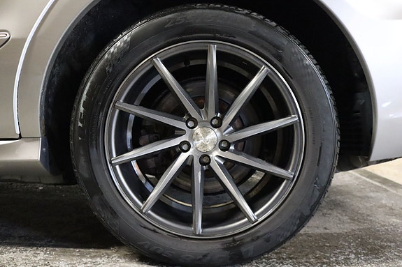Mercedes-Benz R320 8 of 30
