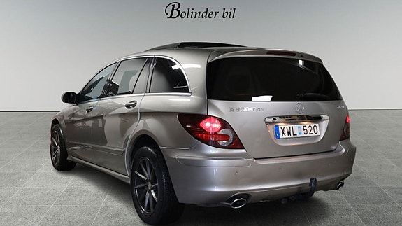 Mercedes-Benz R320 5 of 5
