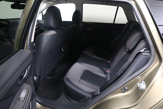 Subaru Outback 8 of 21
