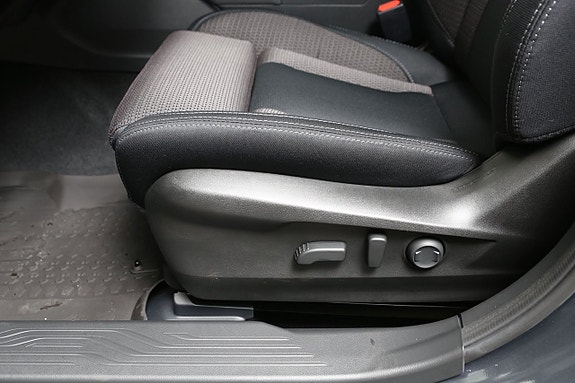 Subaru Outback 8 of 22