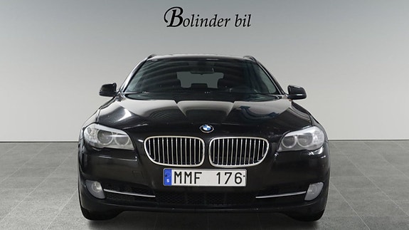 BMW 520 2 of 22