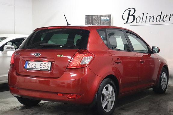 Kia Ceed 5 of 15