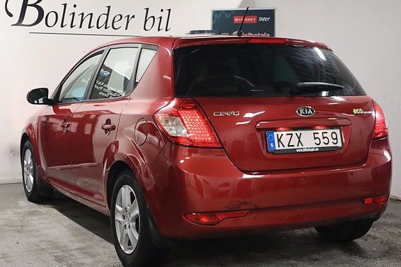 Kia Ceed 6 of 15