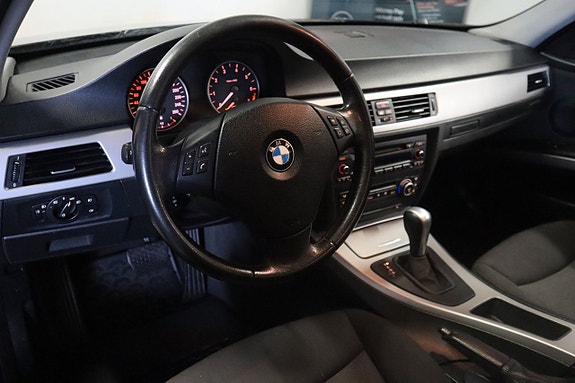 BMW 320 8 of 12