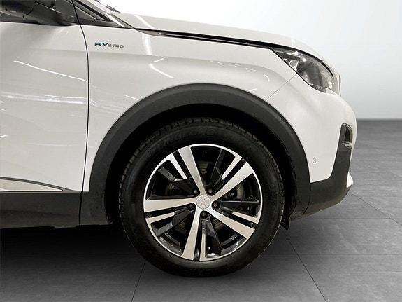 Peugeot 3008 16 of 17