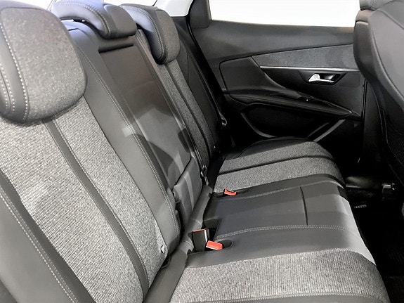 Peugeot 3008 14 of 17
