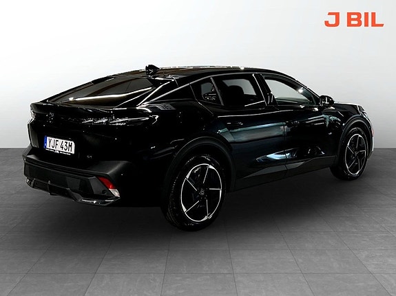 Peugeot 408 3 of 5