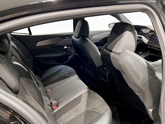Peugeot 408 12 of 14