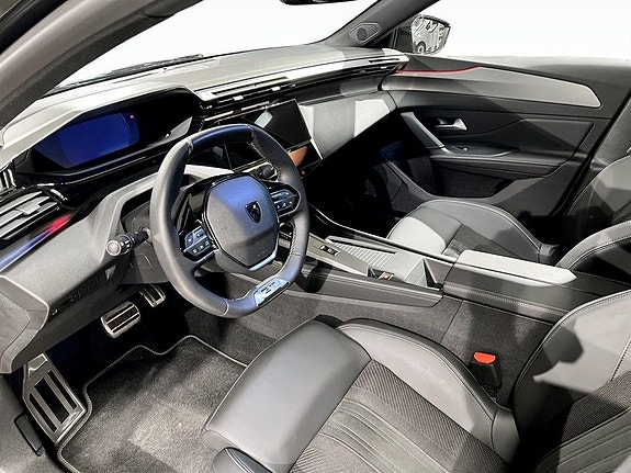 Peugeot 408 4 of 5