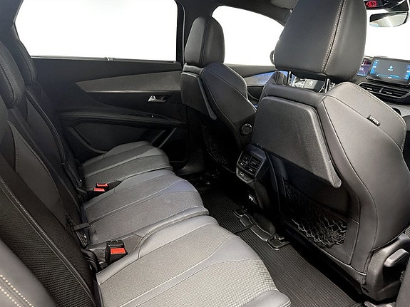 Peugeot 5008 15 of 17