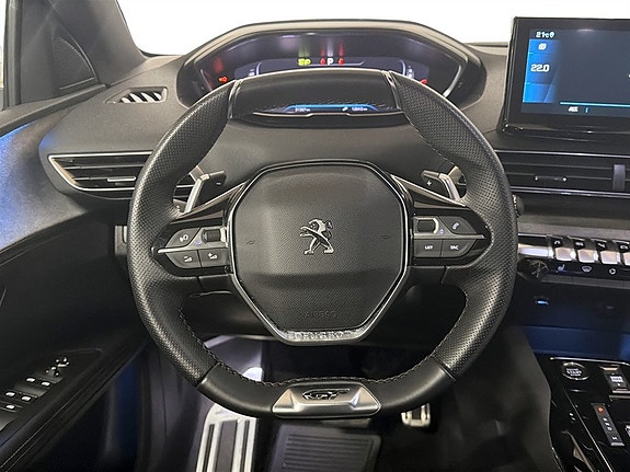 Peugeot 5008 9 of 17