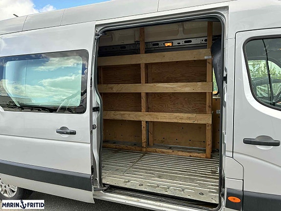 Renault Master 4 of 5