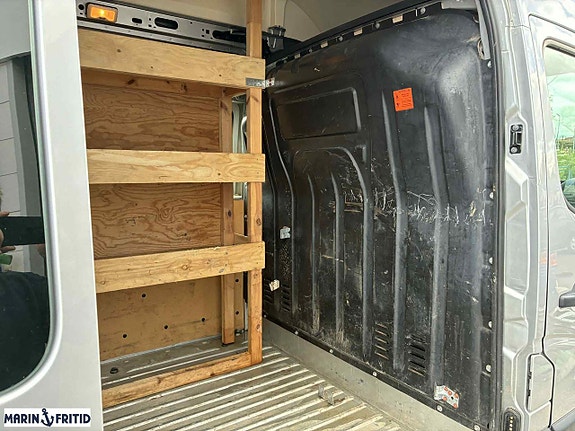Renault Master 9 of 15