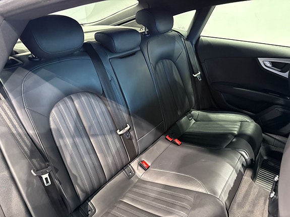 Audi A7 9 of 15