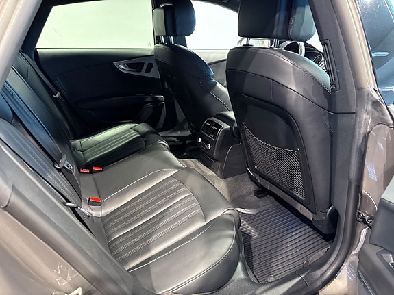 Audi A7 8 of 15
