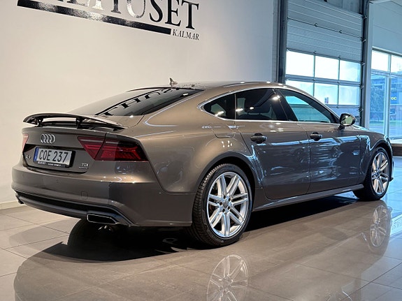 Audi A7 4 of 5