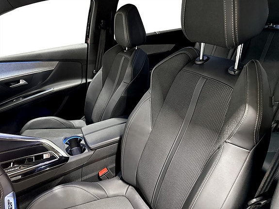 Peugeot 5008 6 of 16