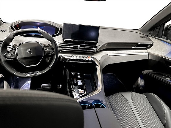 Peugeot 5008 7 of 16