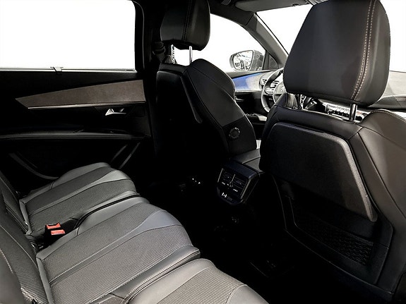Peugeot 5008 12 of 16