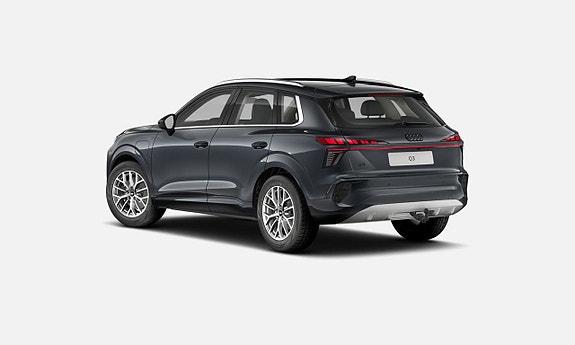 Audi Q3 3 of 5