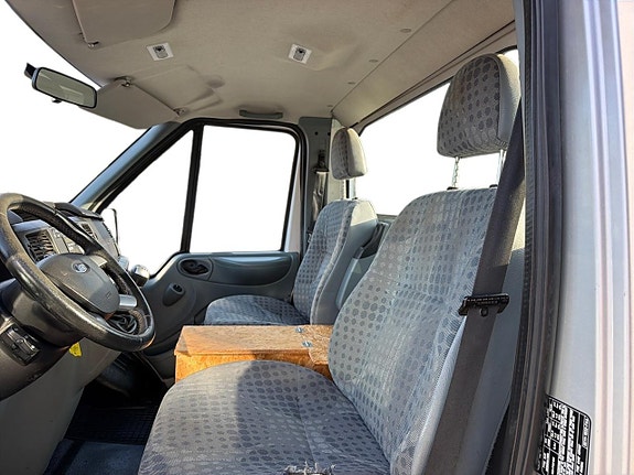 Ford Transit 15 of 22