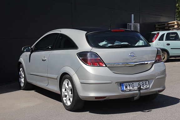Opel Astra 6 of 18