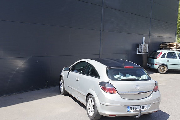 Opel Astra 8 of 18