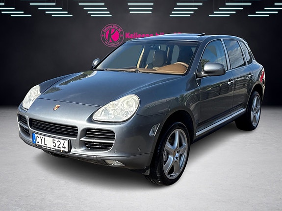 Porsche Cayenne S 8 of 27