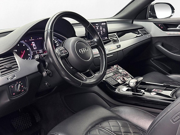 Audi A8 12 of 27