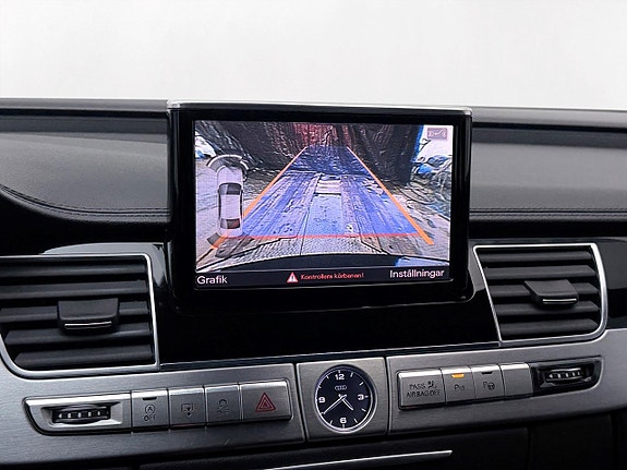 Audi A8 19 of 27