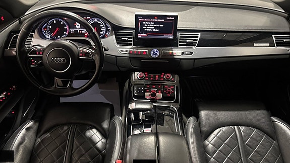Audi A8 15 of 27