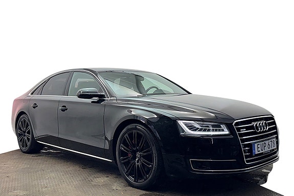 Audi A8 4 of 27
