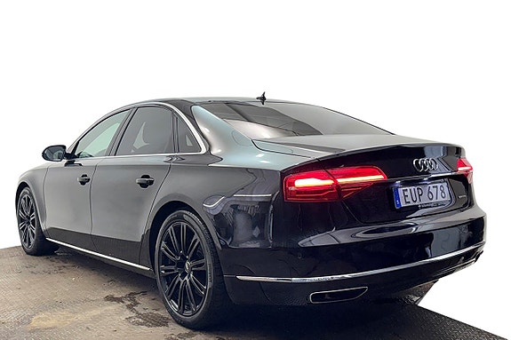Audi A8 9 of 27