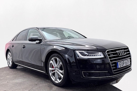 Audi A8 4 of 5