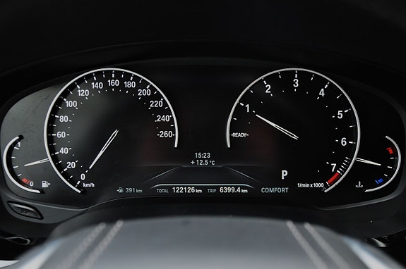 BMW 530i 7 of 15