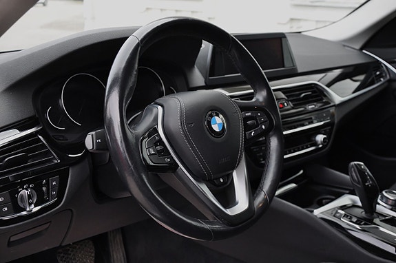 BMW 530i 6 of 15