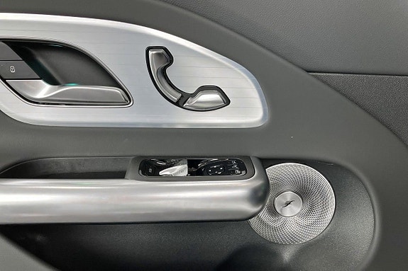 Mercedes-Benz CLA250+ 13 of 24