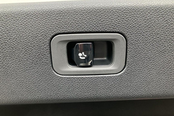 Mercedes-Benz CLA250+ 21 of 24
