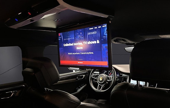 Porsche Macan S 19 of 27